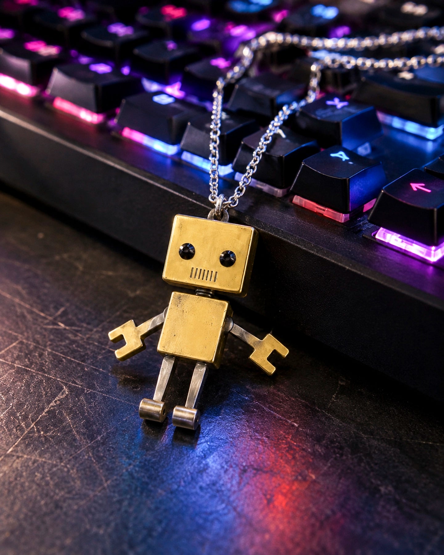 Collar Robot – Figura Articulada