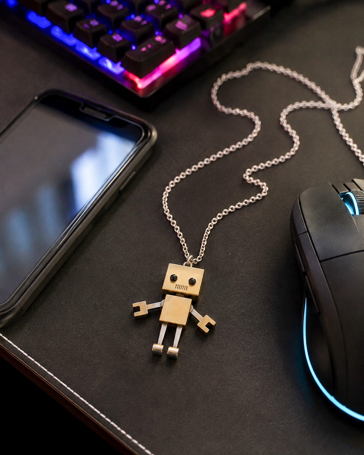 Collar Robot – Figura Articulada
